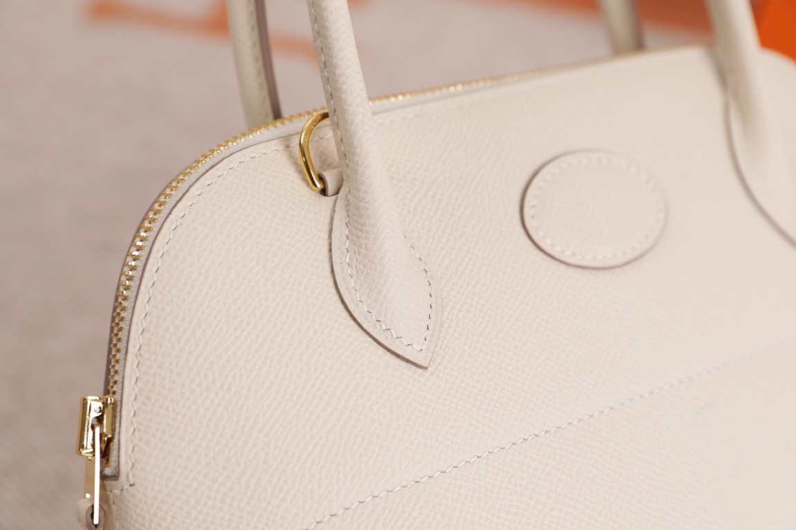 에르메스 볼리드27 나타 화이트 금장 앱송